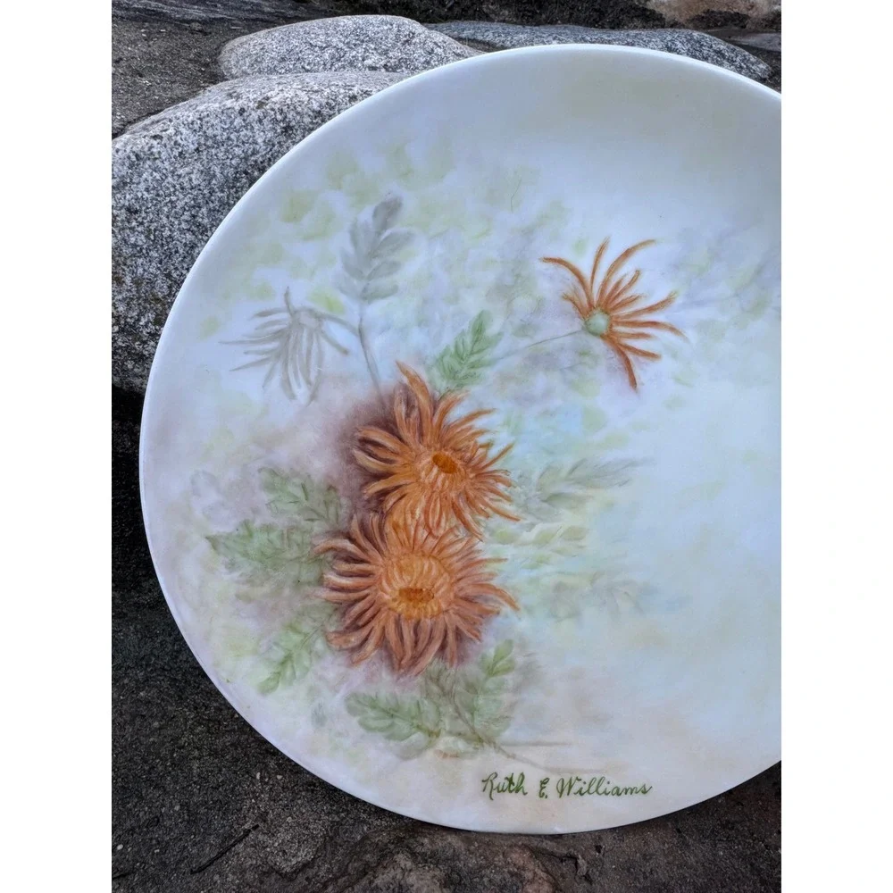 Ruth E Williams Hand Painted Porcelain Floral Plate Orange Chrysanthemum 8.5